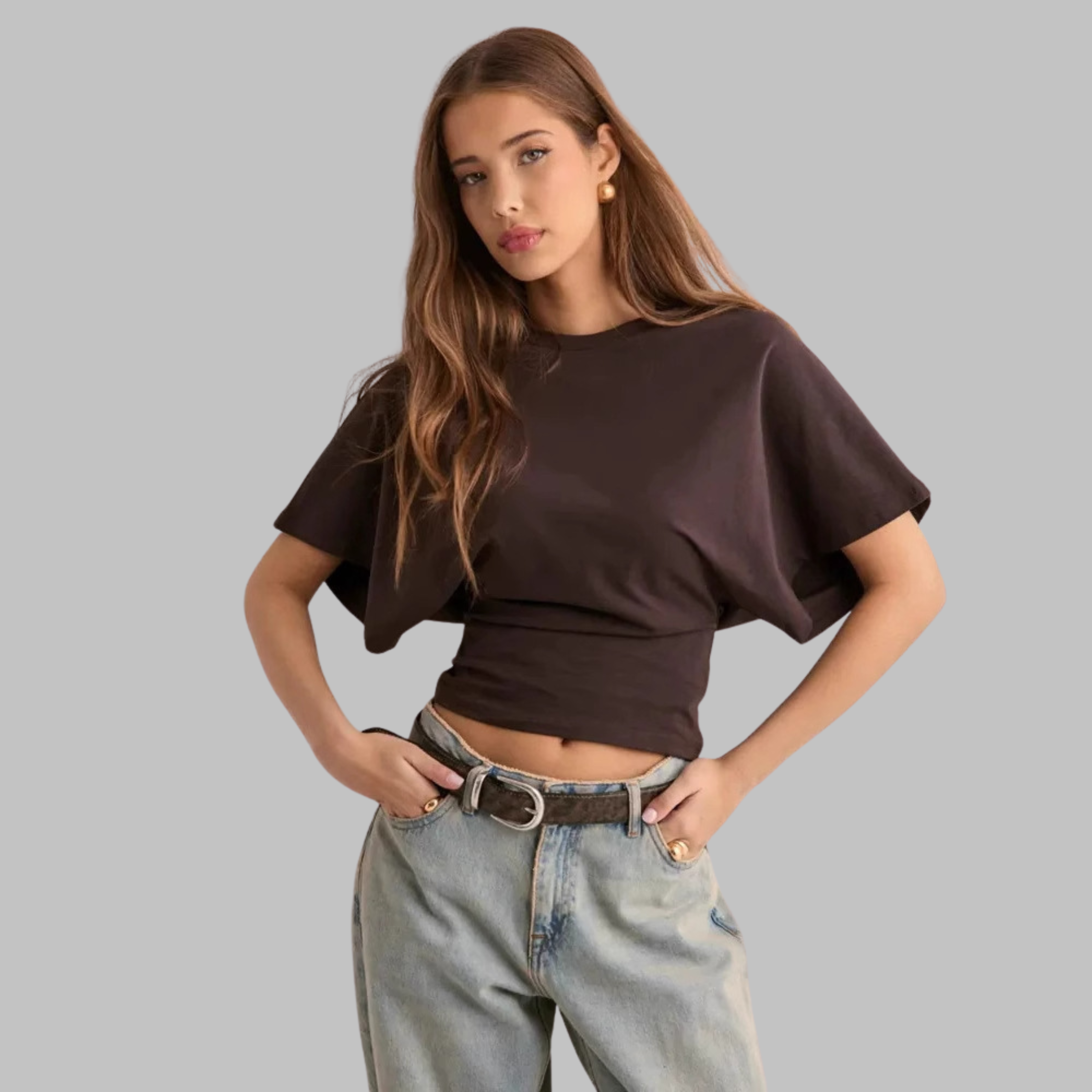 Casual getailleerde top met halflange mouwen en ronde hals